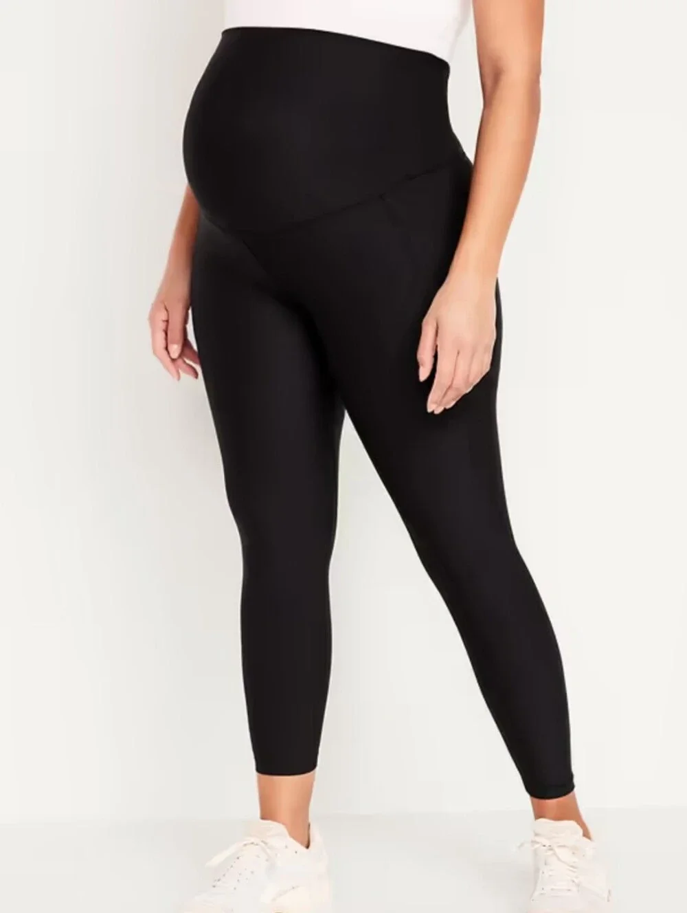 Old Navy Maternity Powersoft Extra High-Rise Active Black Leggings Size Large